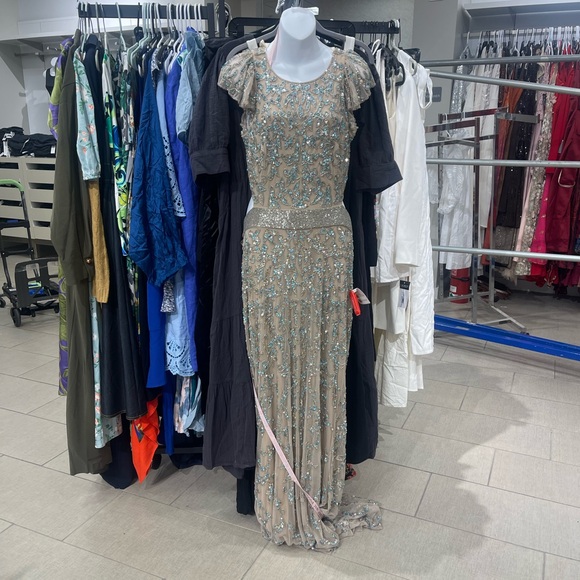 LIVE SHOW NOTIFICATION - like to be notified when we go live. - Picture 4 of 14